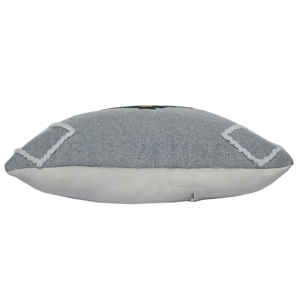 Scandinavian Diamond Motif Throw Pillow. Picture 6
