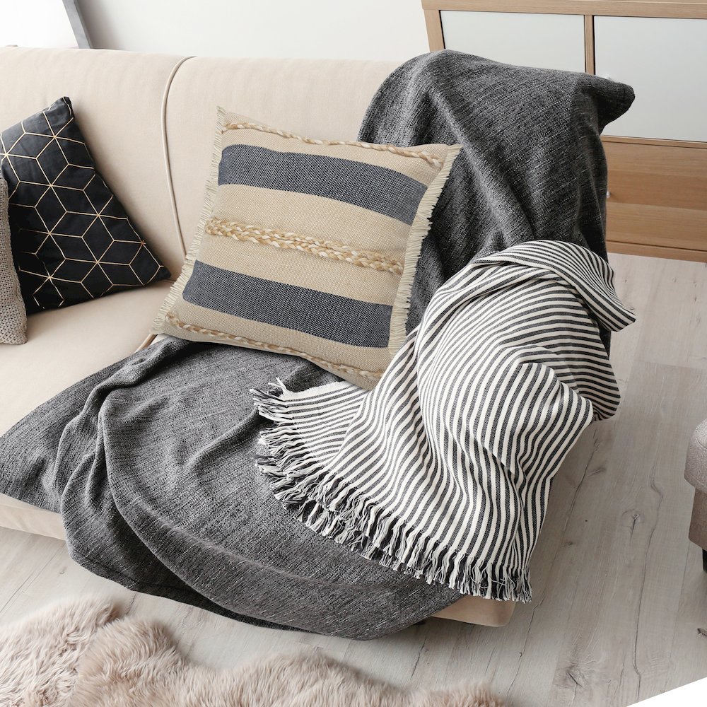 Atlantis Coastal Striped Throw Pillow with Jute Braiding and Fringe. Picture 8