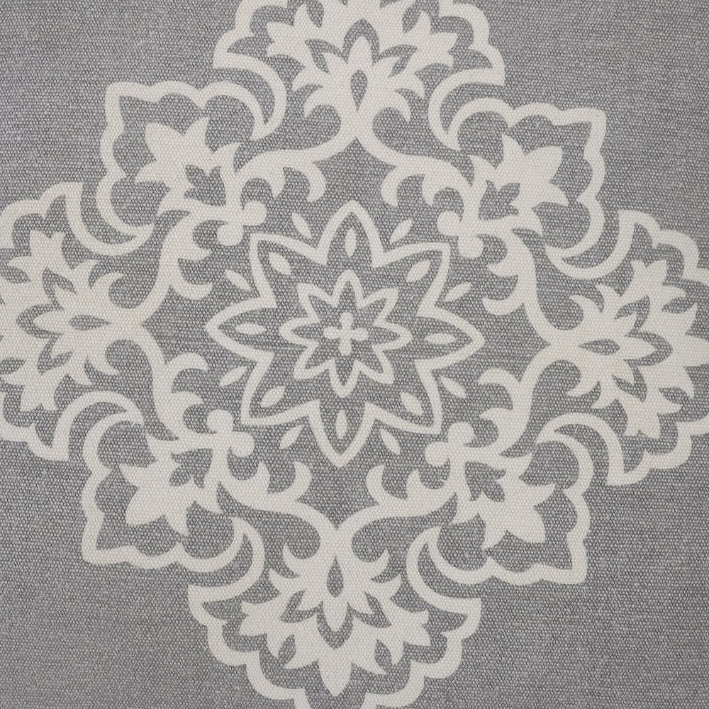 Casual Floral Diamond Medallion Throw Pillow with Tufted Border. Picture 2