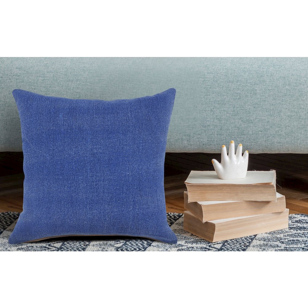 Sundaze Cotton Pillow Set of 2 in Blue, 20" x 20". Picture 8