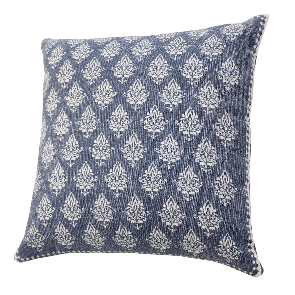 Traditional Fairytale Motif Bordered Throw Pillow. Picture 5