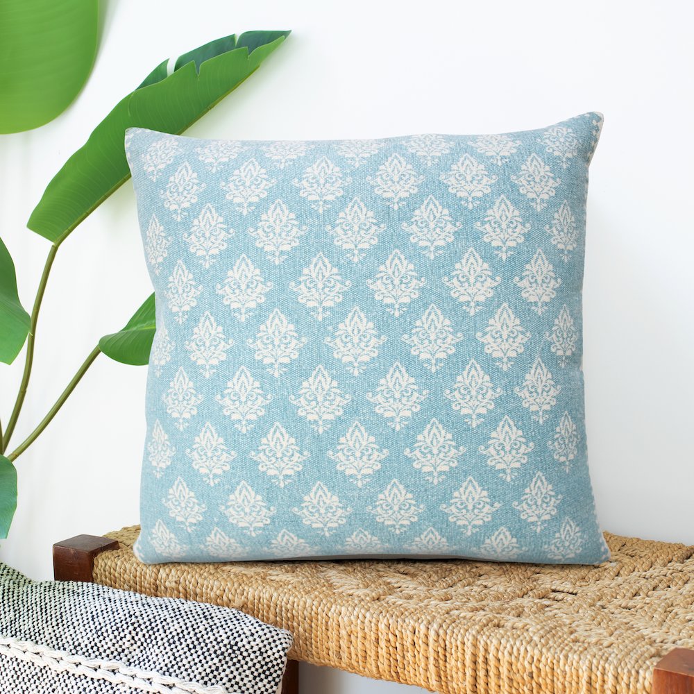 Traditional Fairytale Motif Bordered Throw Pillow. Picture 10