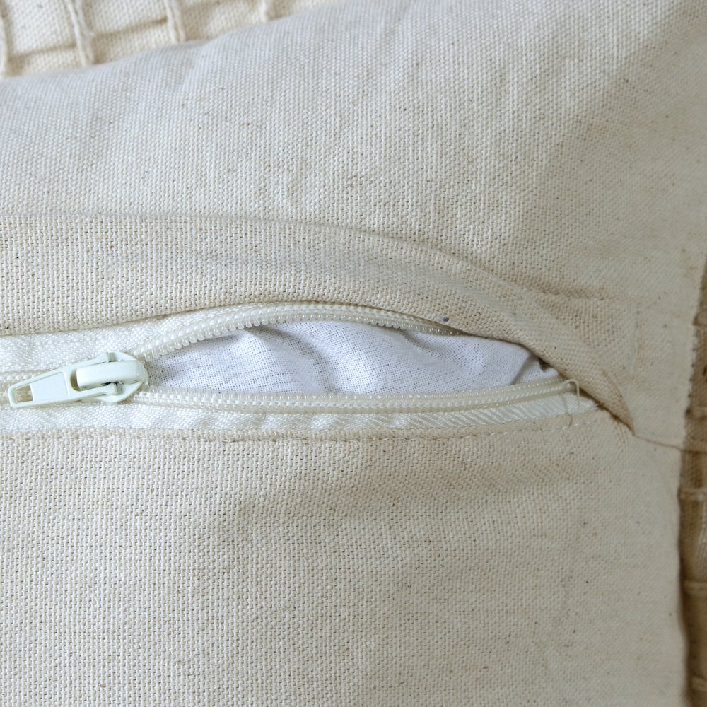 Embroidered Edge Bordered Solid Lumbar Throw Pillow. Picture 3