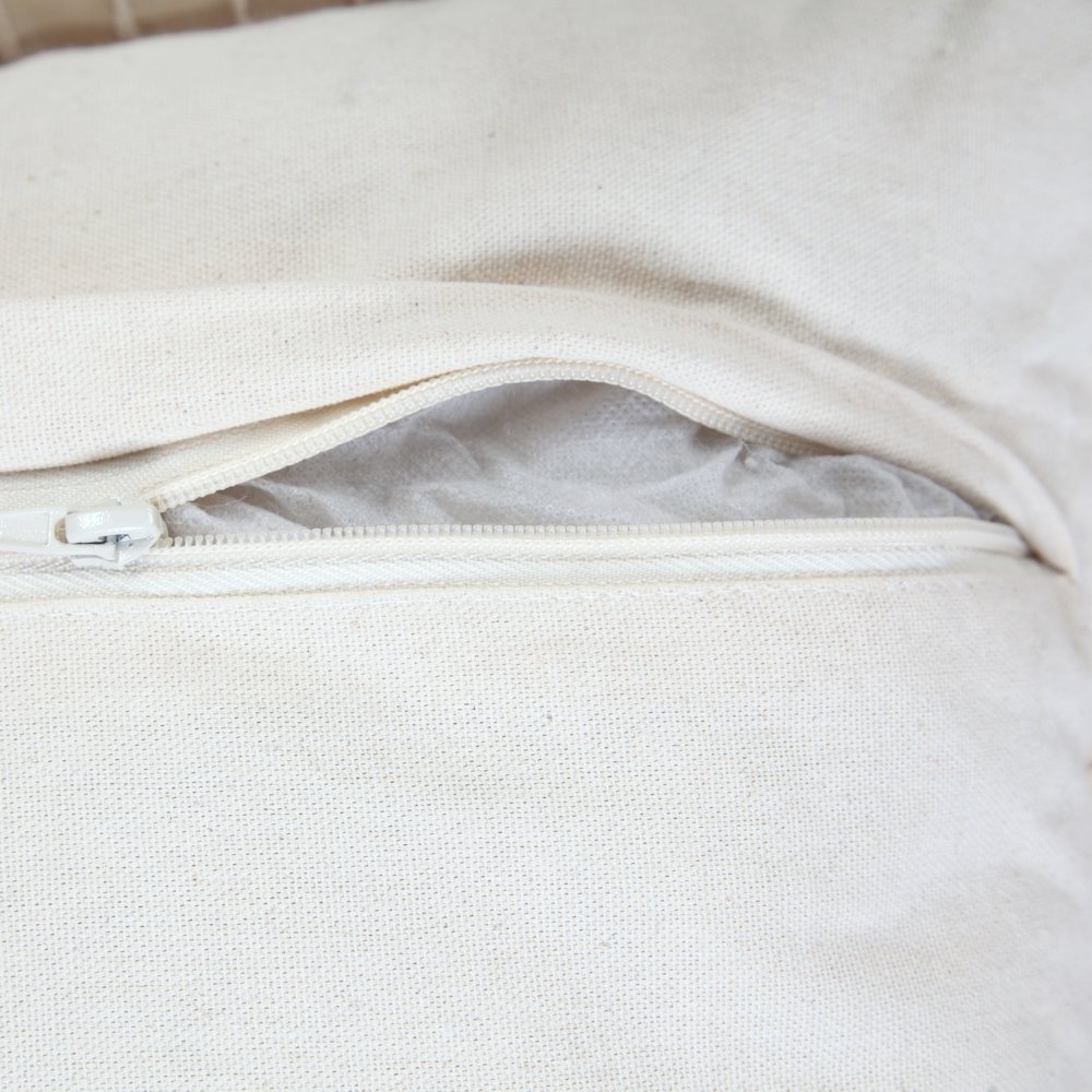 Embroidered Edge Bordered Solid Throw Pillow. Picture 3