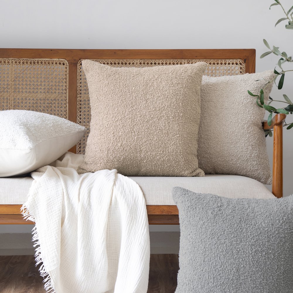 Boucle Performance Poly Filled Pillow in Gray, 24" x 24". Picture 8