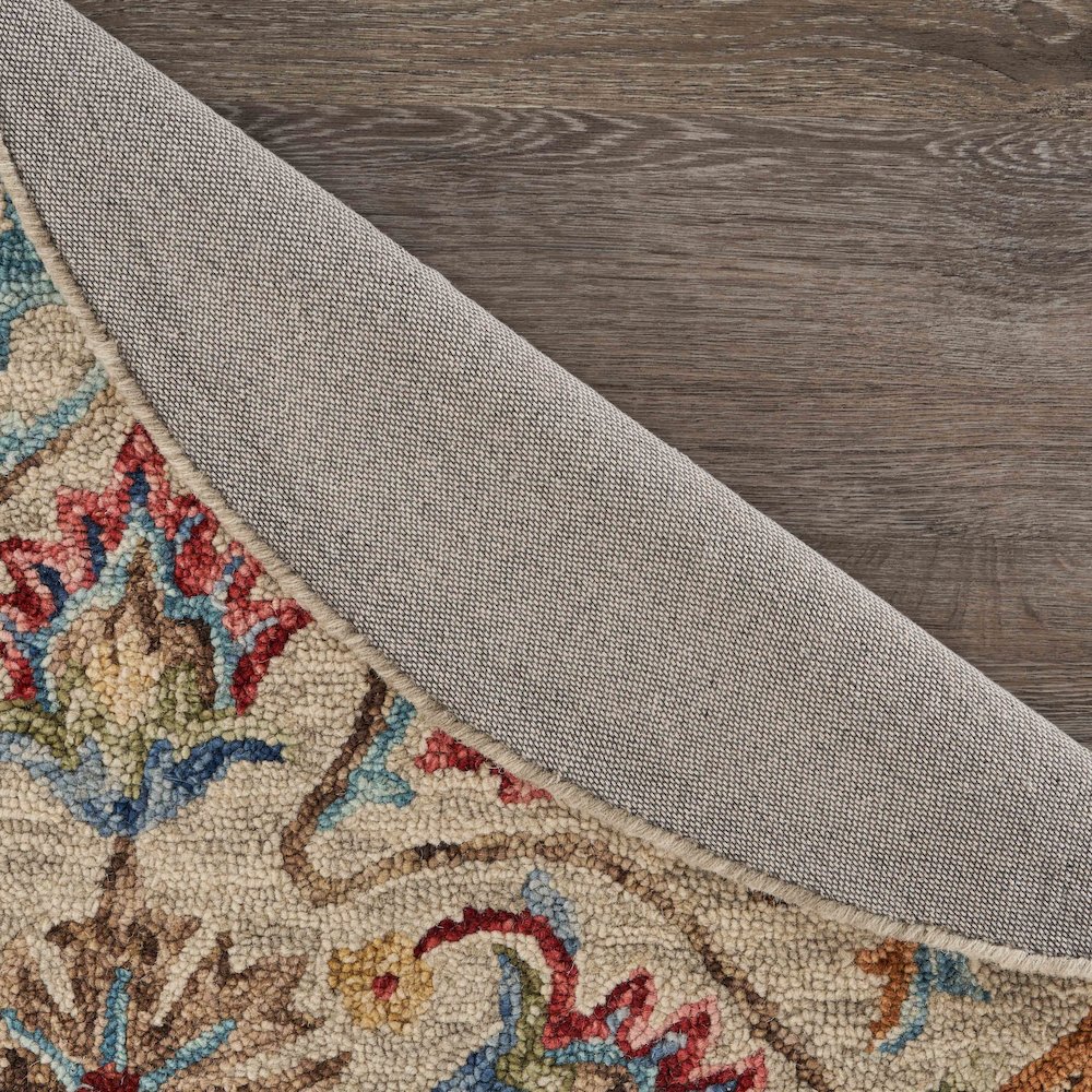Floral Oasis Area Rug. Picture 3