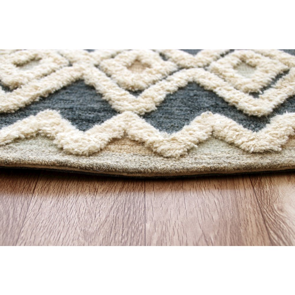 Tufted Geometric Diamonds and Stripes Round Rug. Picture 4