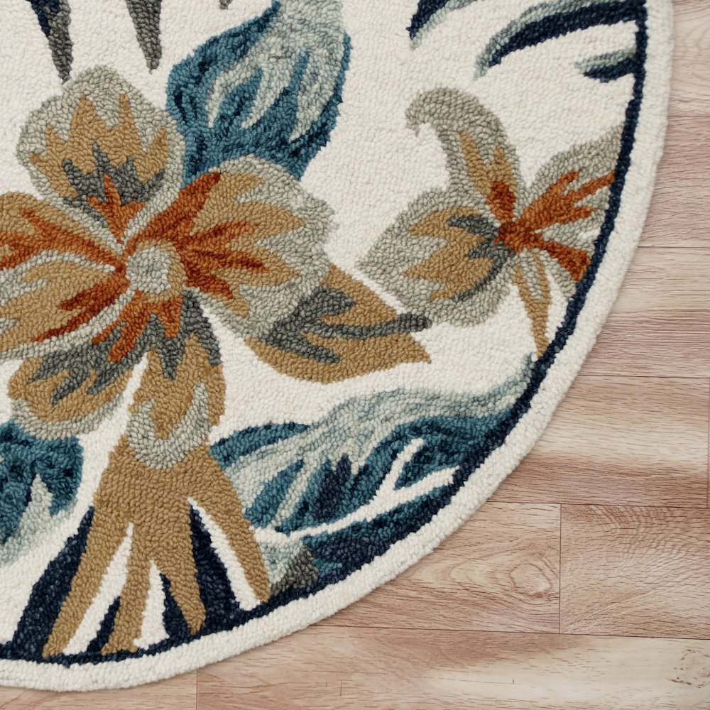 Tropical Paradise Floral Round Rug. Picture 3