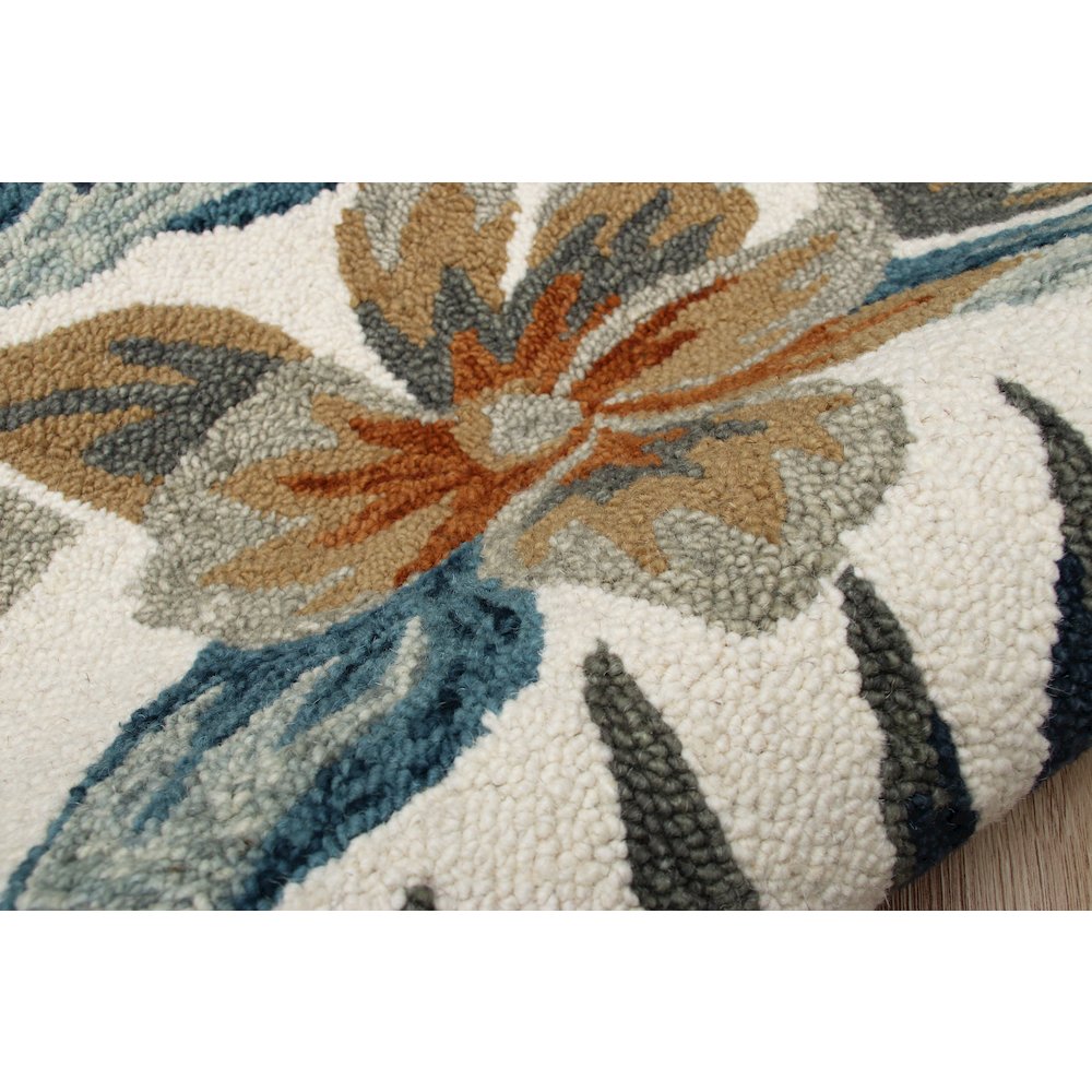 Tropical Paradise Floral Round Rug. Picture 5