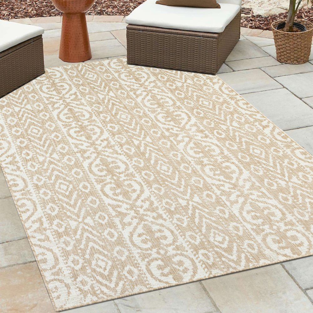 Beige/Ivory Ikat Transitional Indoor/Outdoor Area Rug. Picture 7