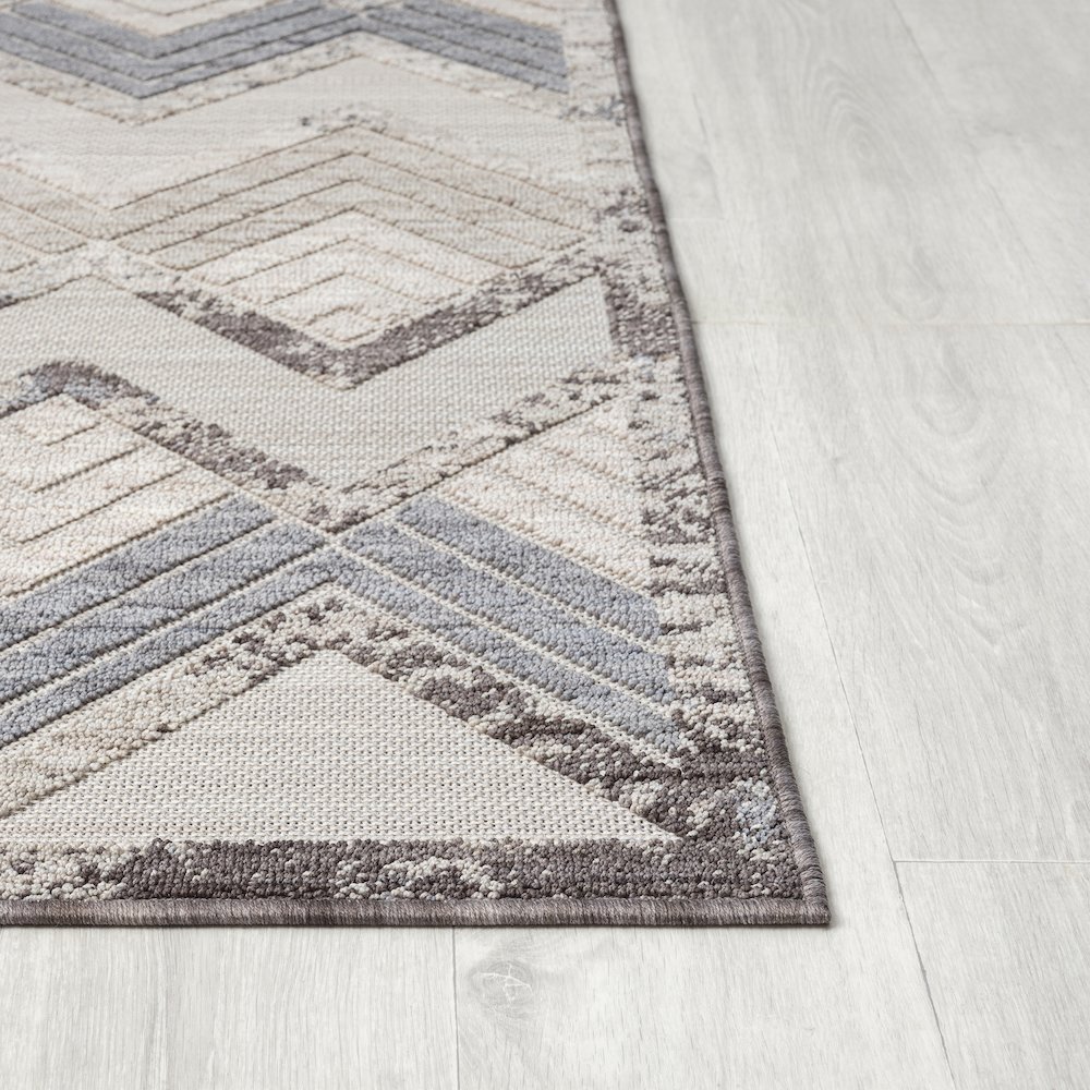 Westport Light Blue/Ivory Chevron PET Yarn Indoor/Outdoor Area Rug. Picture 4