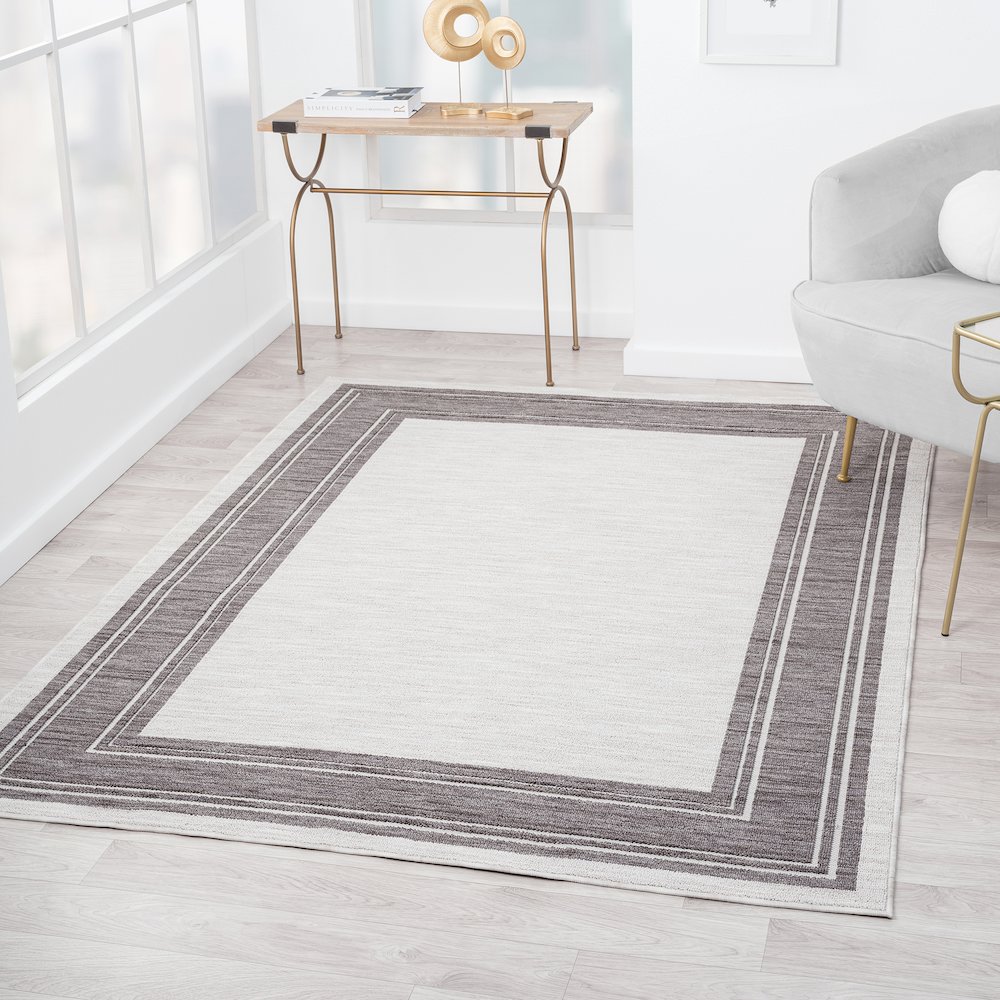 Westport Ivory/Gray Bordered PET Yarn Indoor/Outdoor Area Rug. Picture 6