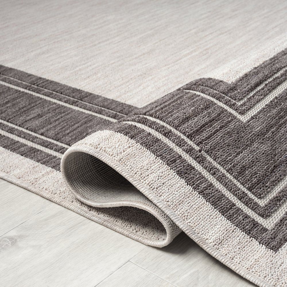 Westport Ivory/Gray Bordered PET Yarn Indoor/Outdoor Area Rug. Picture 3