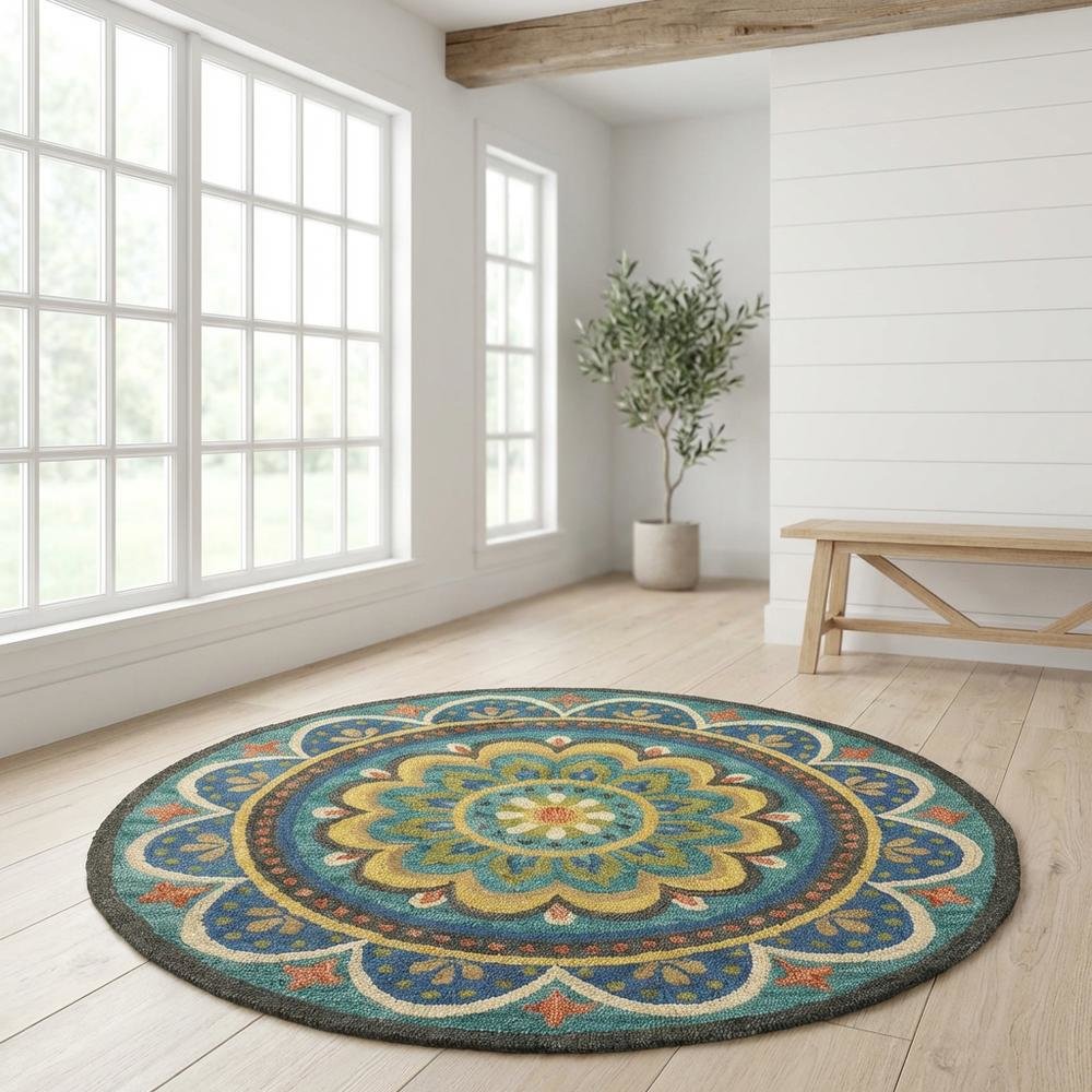 Bohemian Patterned Indoor Area Rug In Blue And Multicolored 4' Round. Picture 2