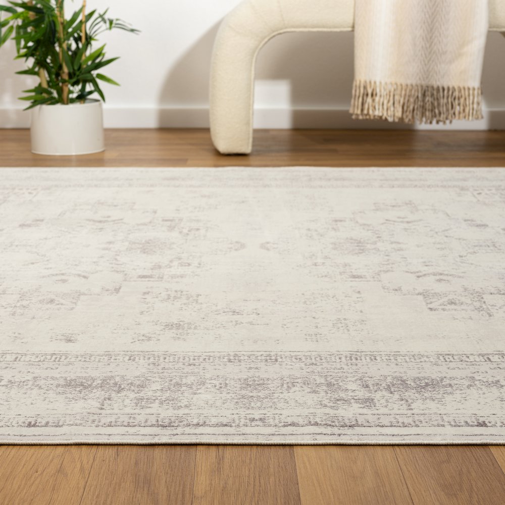 Aria Durable Performance Area Rug Indoor in Gray, 5'3" x 7'. Picture 3