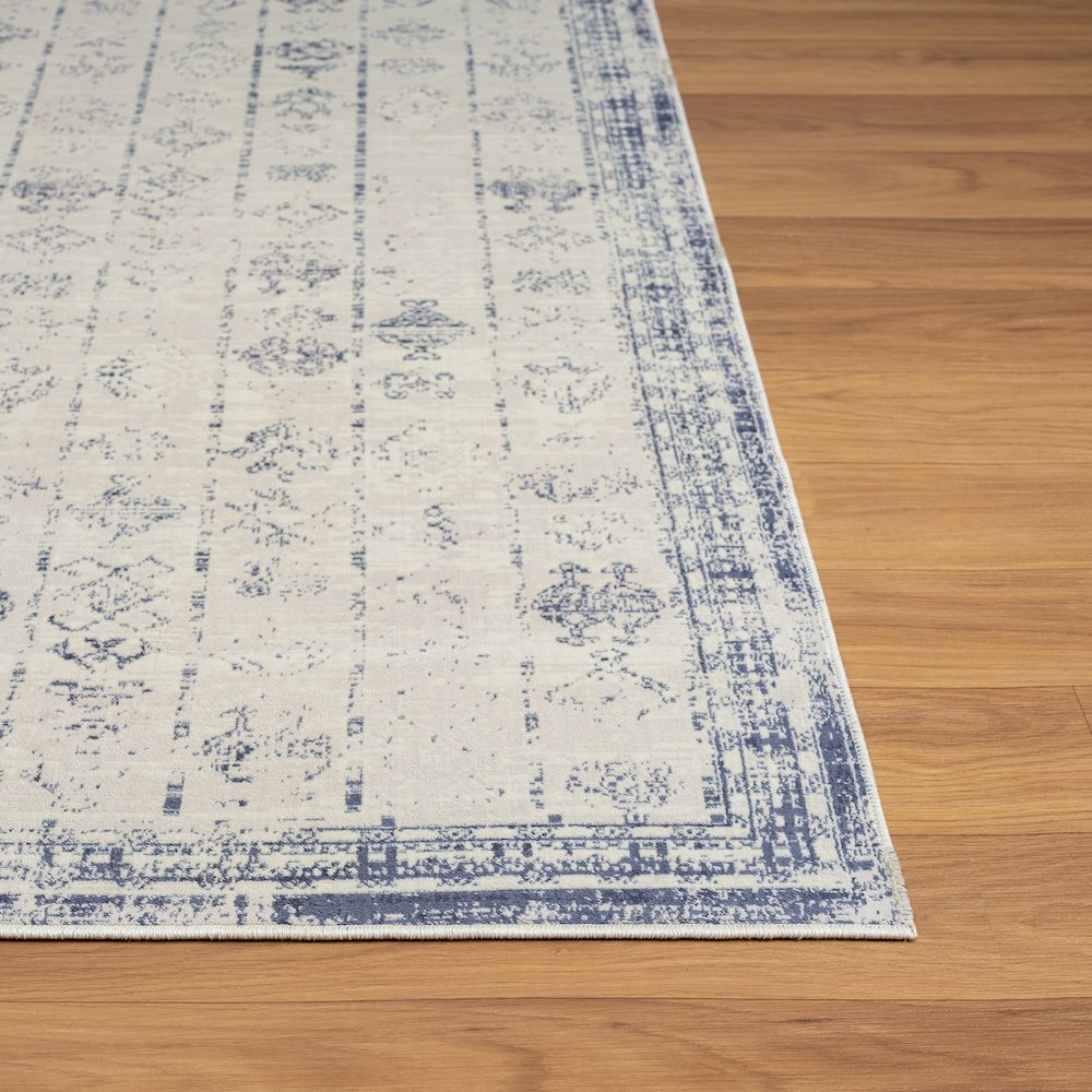 Aria Durable Performance Area Rug Indoor in Gray/Blue, 5'3" x 7'. Picture 5
