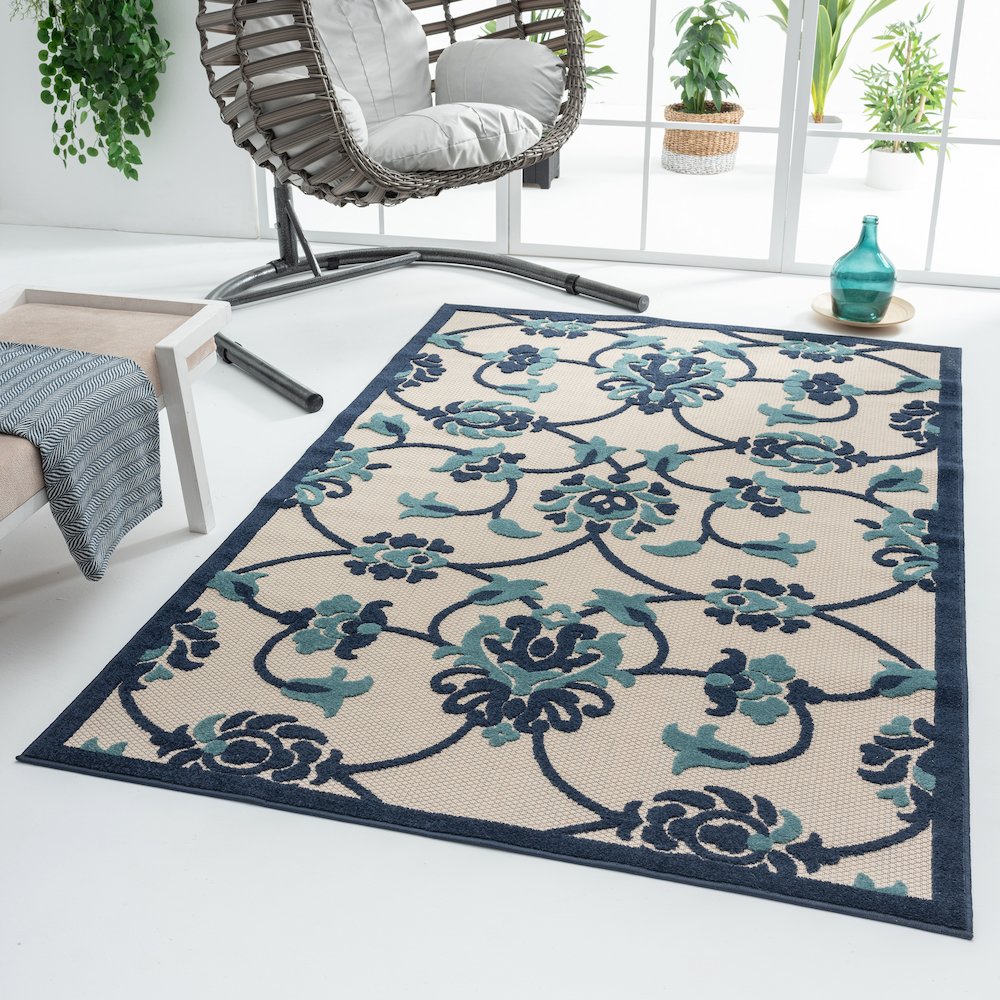 Copa Cabana Durable Performance Area Rug Outdoor in Blue/Beige, 7'10" x 9'10". Picture 7