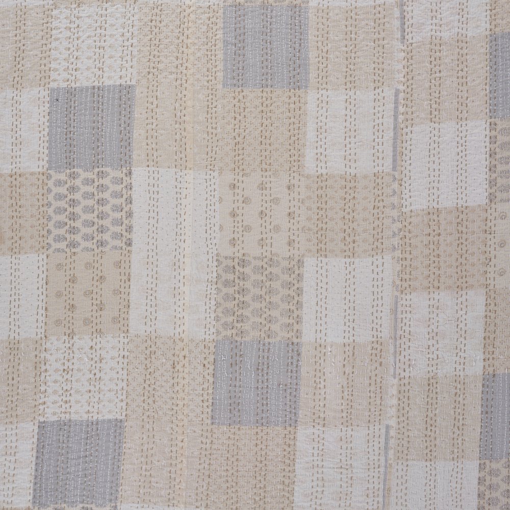 Coverlet Cotton in Cream 96" x 110". Picture 2