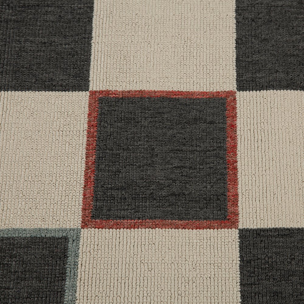 Mapa Durable Performance Area Rug Outdoor in Black/Ivory, 5' x 7'. Picture 6