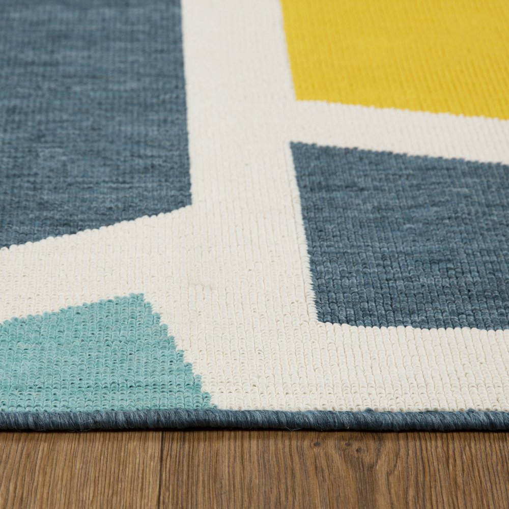 Mapa Durable Performance Area Rug Outdoor in White/Multicolored, 8' x 9'9". Picture 7