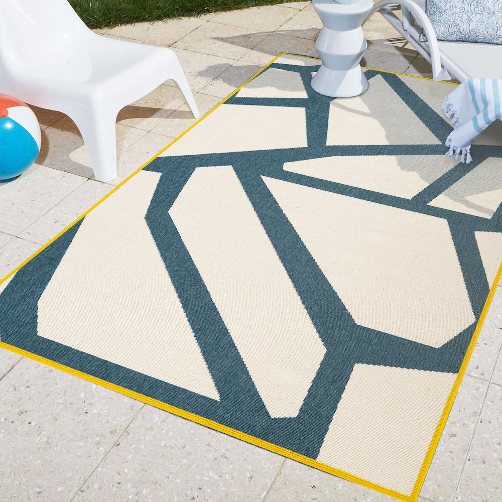 Mapa Durable Performance Area Rug Outdoor in White/Blue, 8' x 9'9". Picture 2