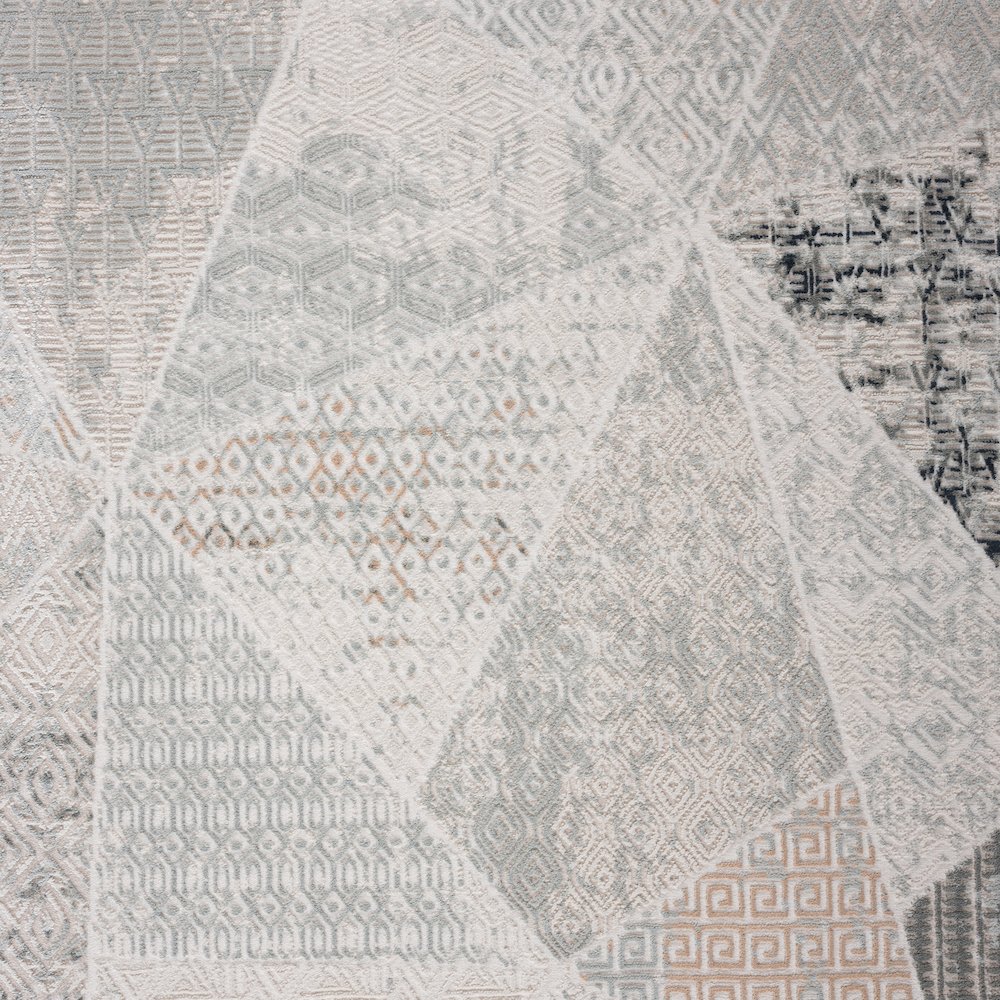 Michelle Durable Performance Area Rug Indoor in Cream/Gray, 5'3" x 7'3". Picture 2