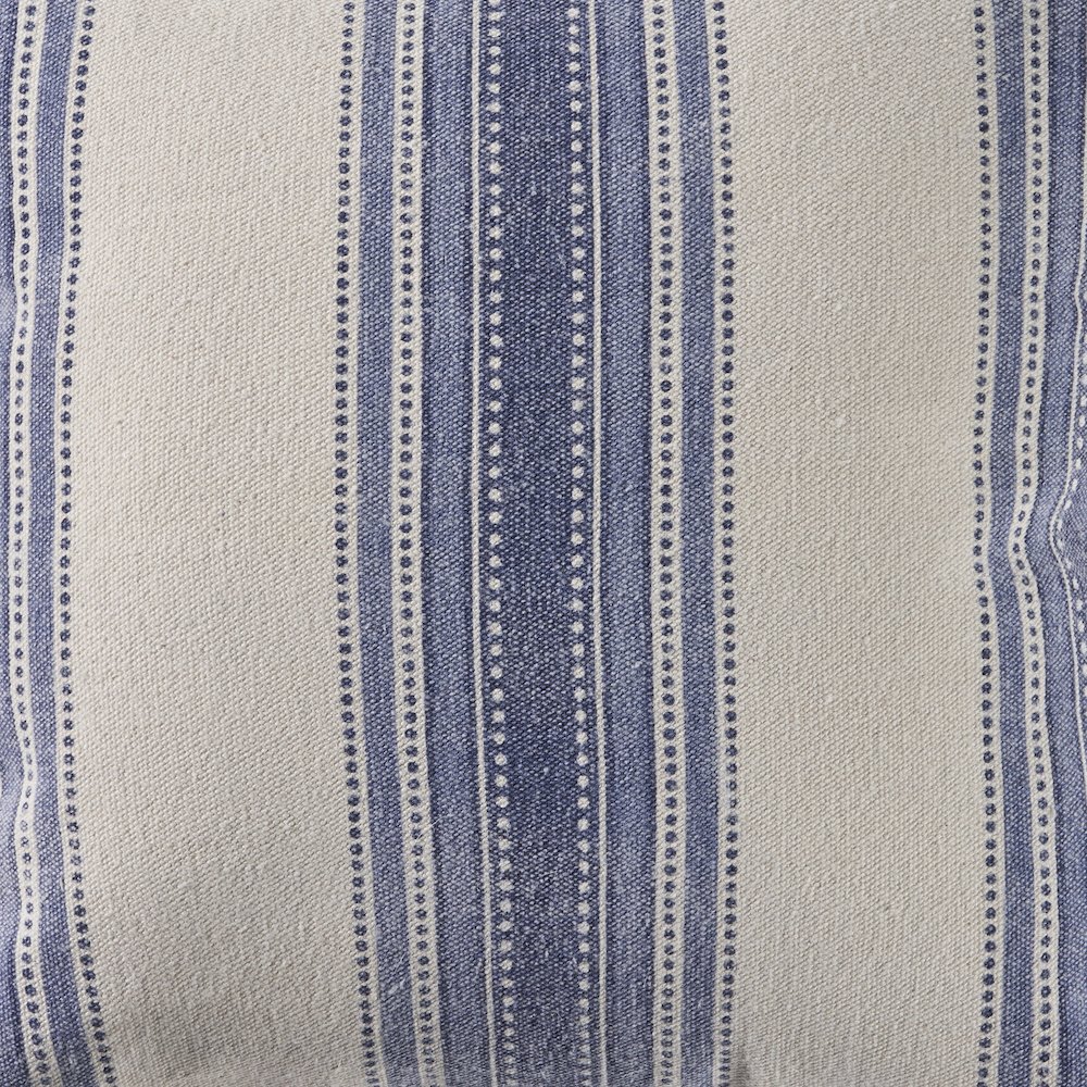 Seashore Cotton Pillow Set of 2 in Blue/White, 18" x 18". Picture 6