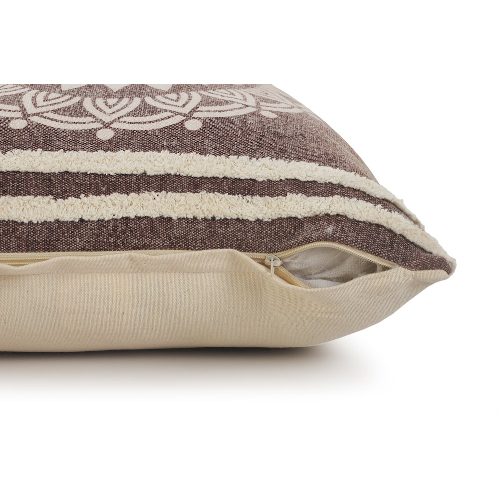 Mandala Cotton Pillow Set of 2 in Brown/White, 20" x 20". Picture 3