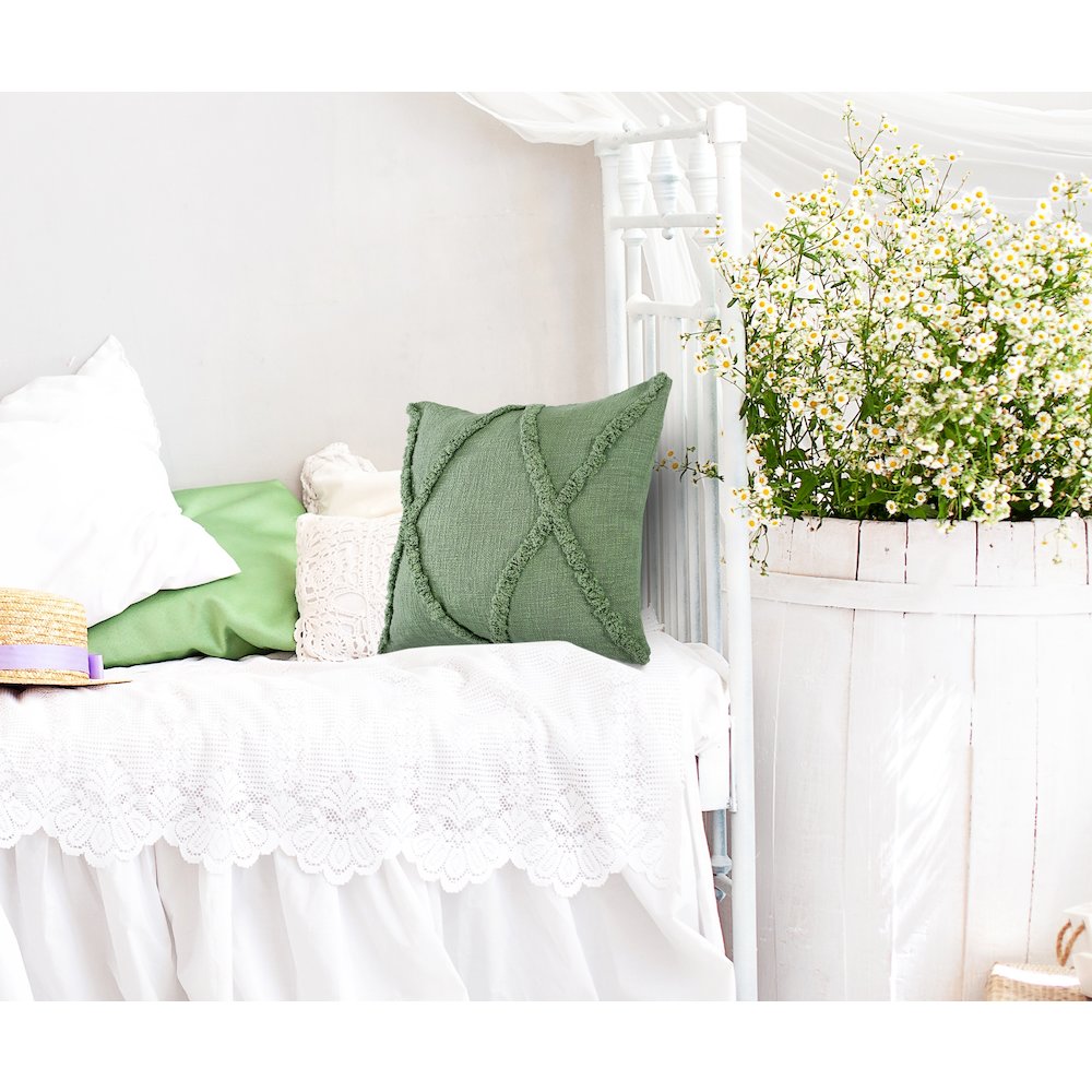 Reese Cotton Pillow Set of 2 in Green, 20" x 20". Picture 9