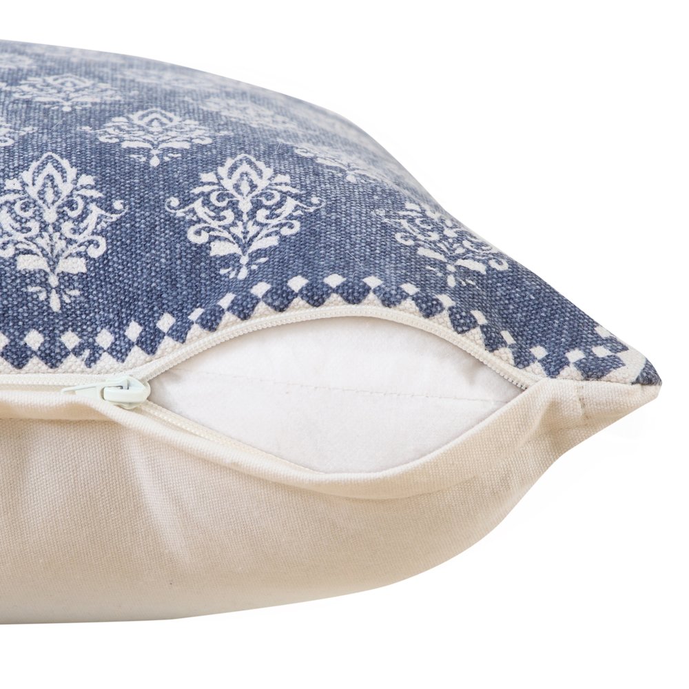 Fantasy Cotton Pillow Set of 2 in Blue/White, 20" x 20". Picture 3