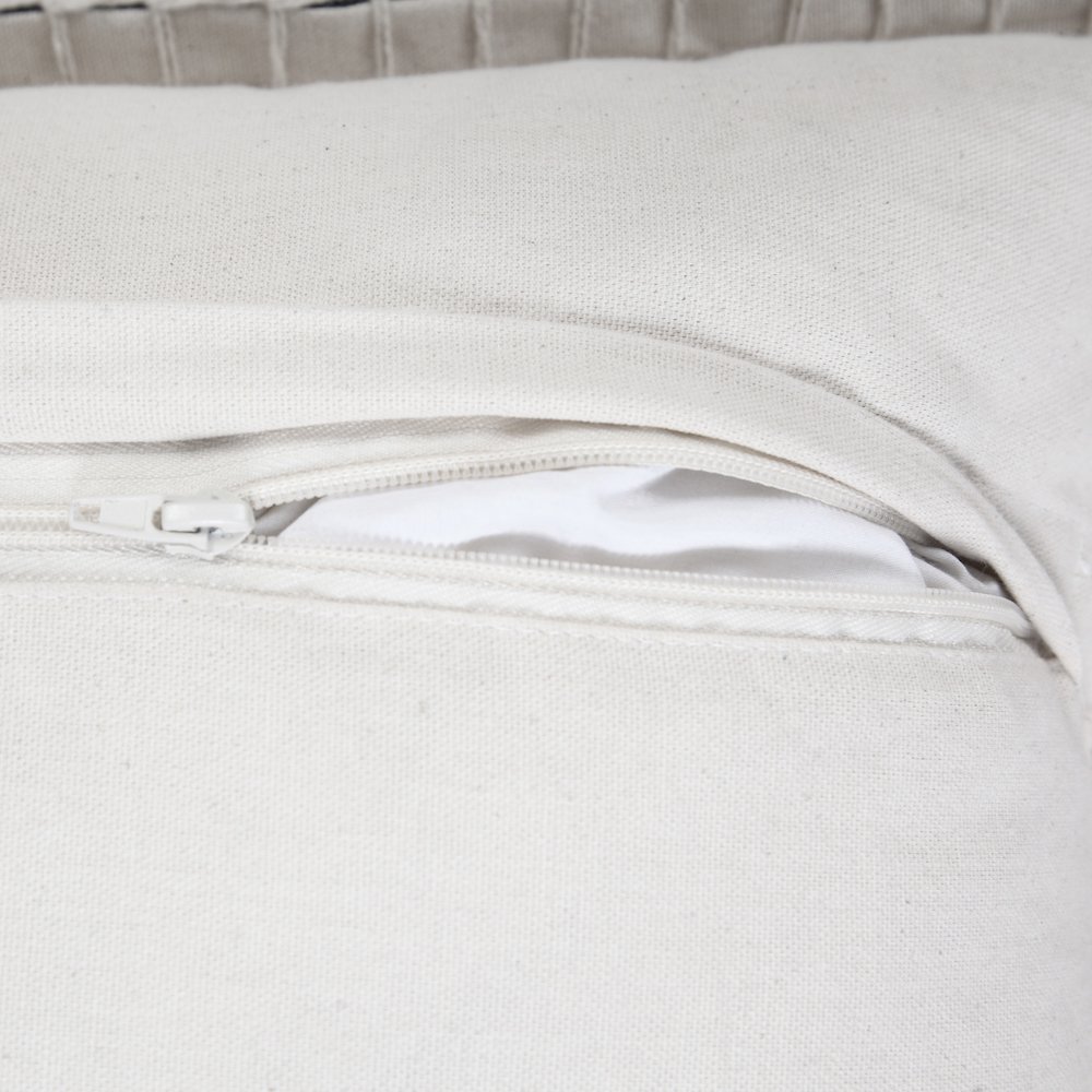 Vital  Cotton Pillow Set of 2 in Black, 20" x 20". Picture 3