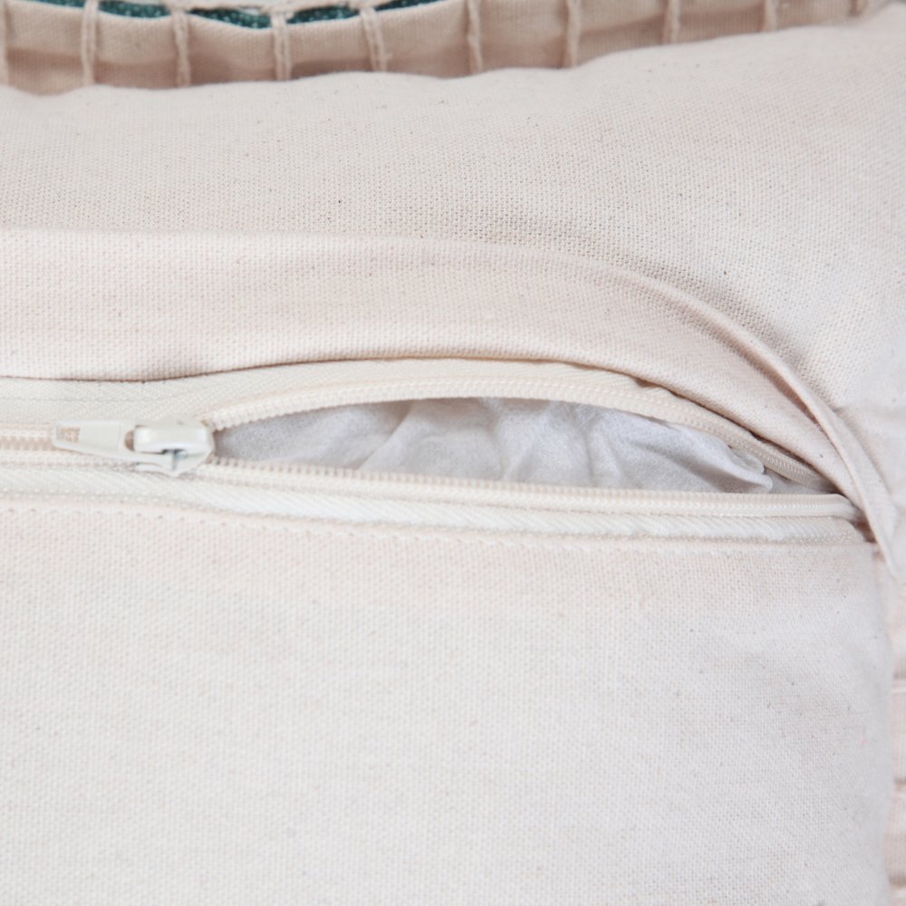 Vital Cotton Pillow Set of 2 in Green, 20" x 20". Picture 3