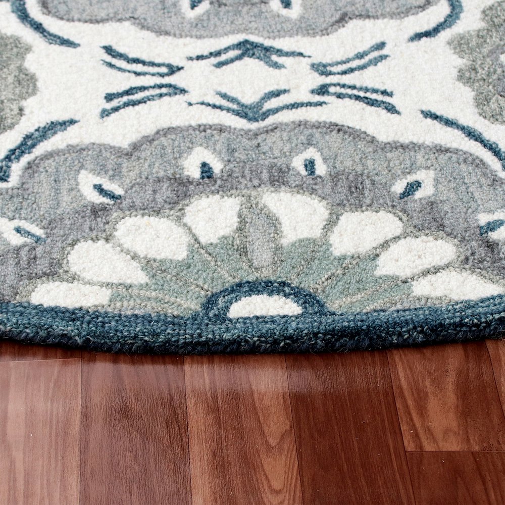 RugsA Ivory/Gray Suzani Wool Round Rug. Picture 3