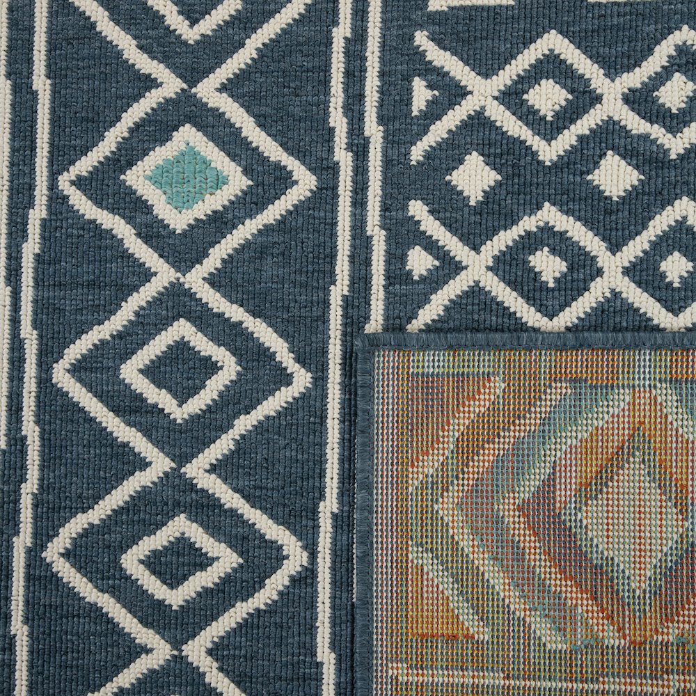 Evette Rios Ivory/Navy Bohemian Tribal Polypropylene Indoor/Outdoor Area Rug. Picture 5