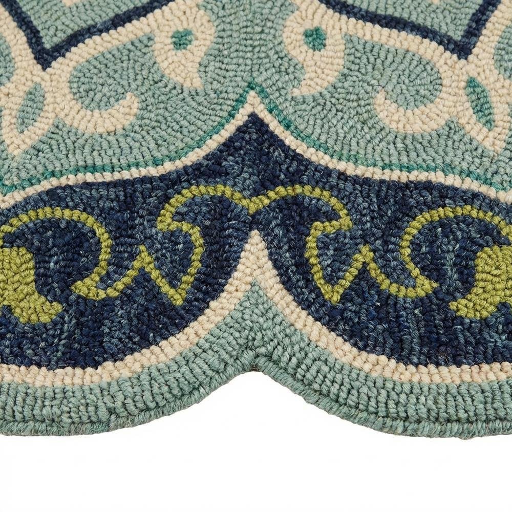 Blue Indoor Area Rug With Classic Round Design, 6 Feet Diameter. Picture 6