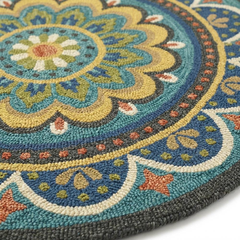 Bohemian Patterned Indoor Area Rug In Blue And Multicolored 4' Round. Picture 5