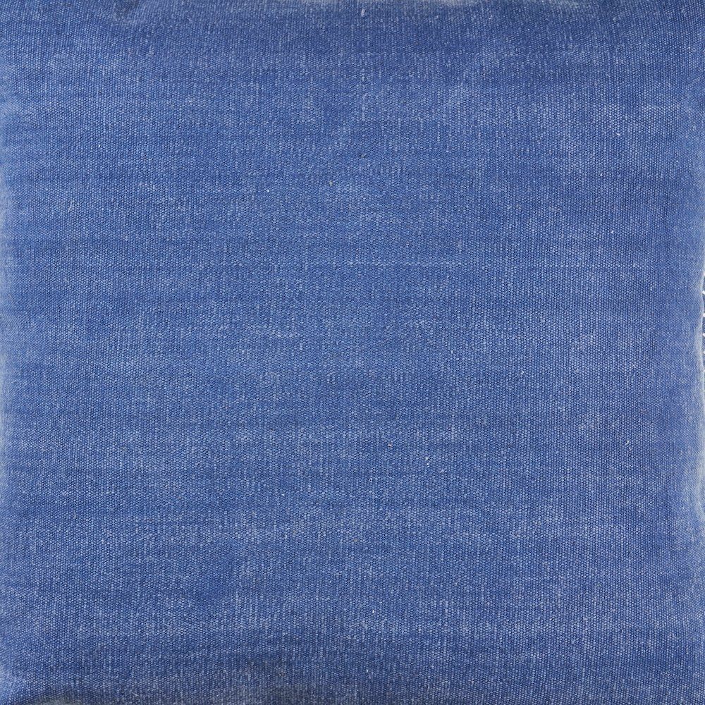 Embroidered Edge Bordered Solid Throw Pillow. Picture 4