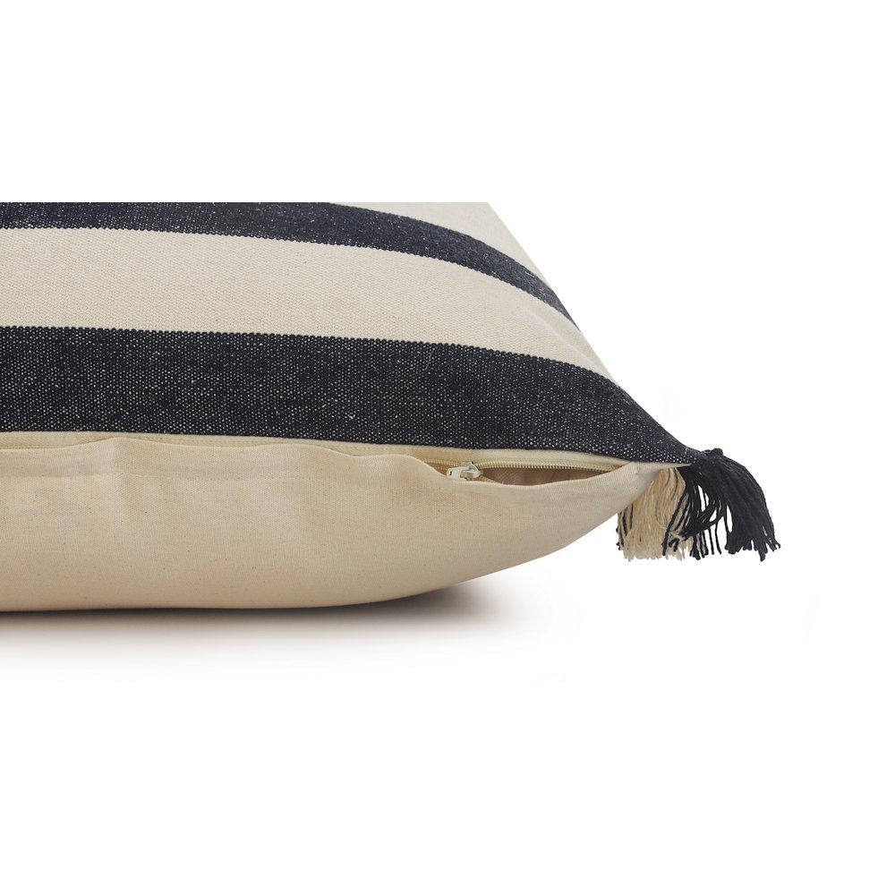 Double Blue Border Striped Throw Pillow with Fringe. Picture 3