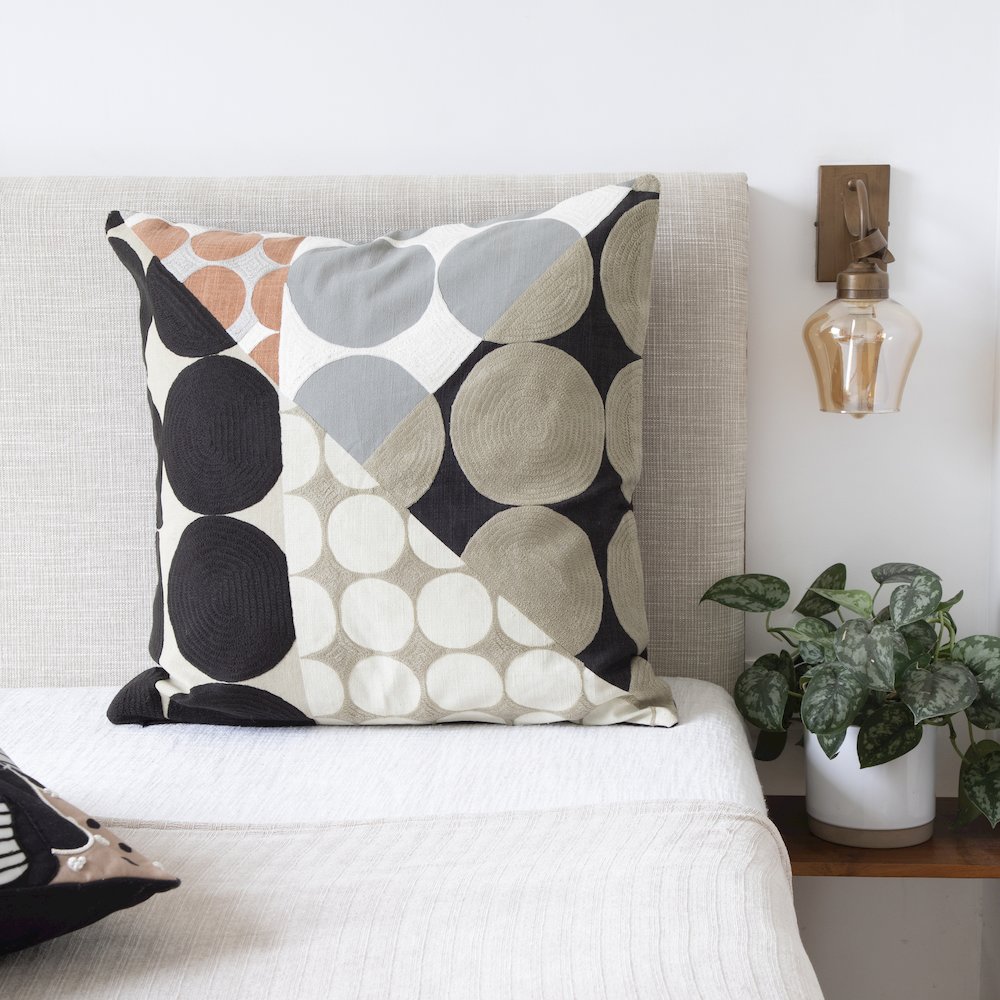 Stacy Garcia  Cotton Poly Filled Pillow in Black/Beige, 24" x 24". Picture 2