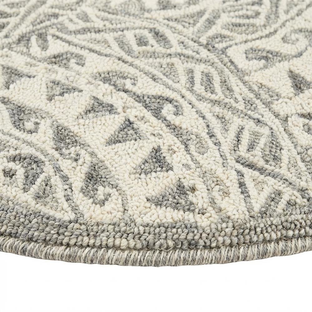 Gray Indoor Round Area Rug With Transitional Design For Living Space. Picture 6
