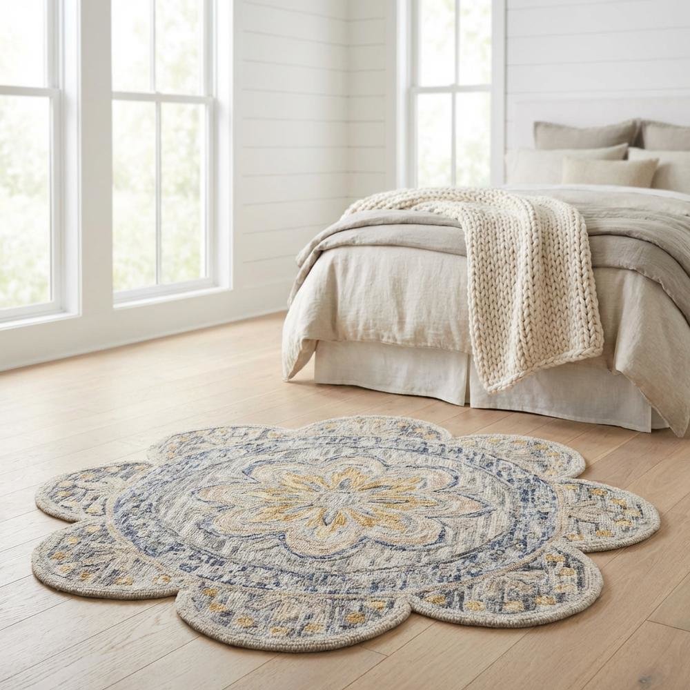 Gray Indoor Round Area Rug With Classic Design For Living Room. Picture 2