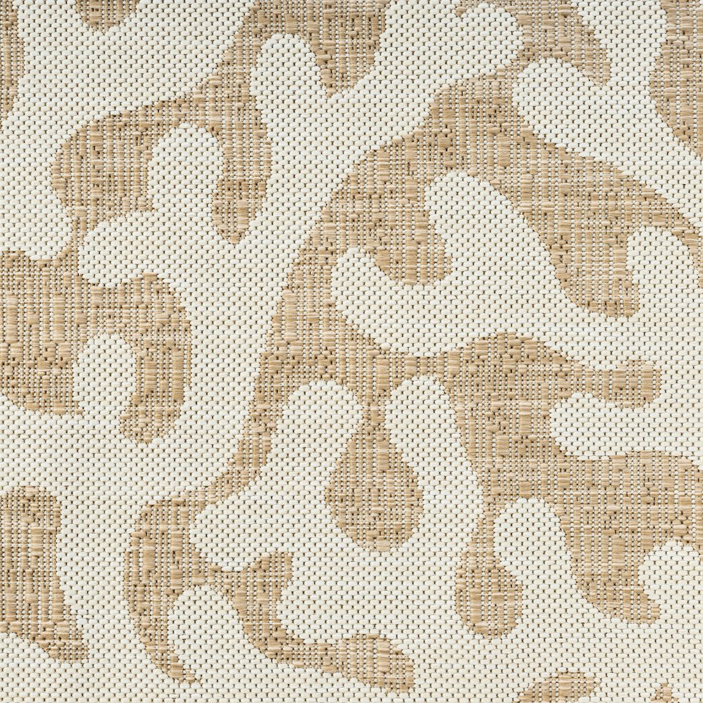 Captiva Durable Performance Area Rug Outdoor in Beige/Ivory, 7'9" x 9'5". Picture 7