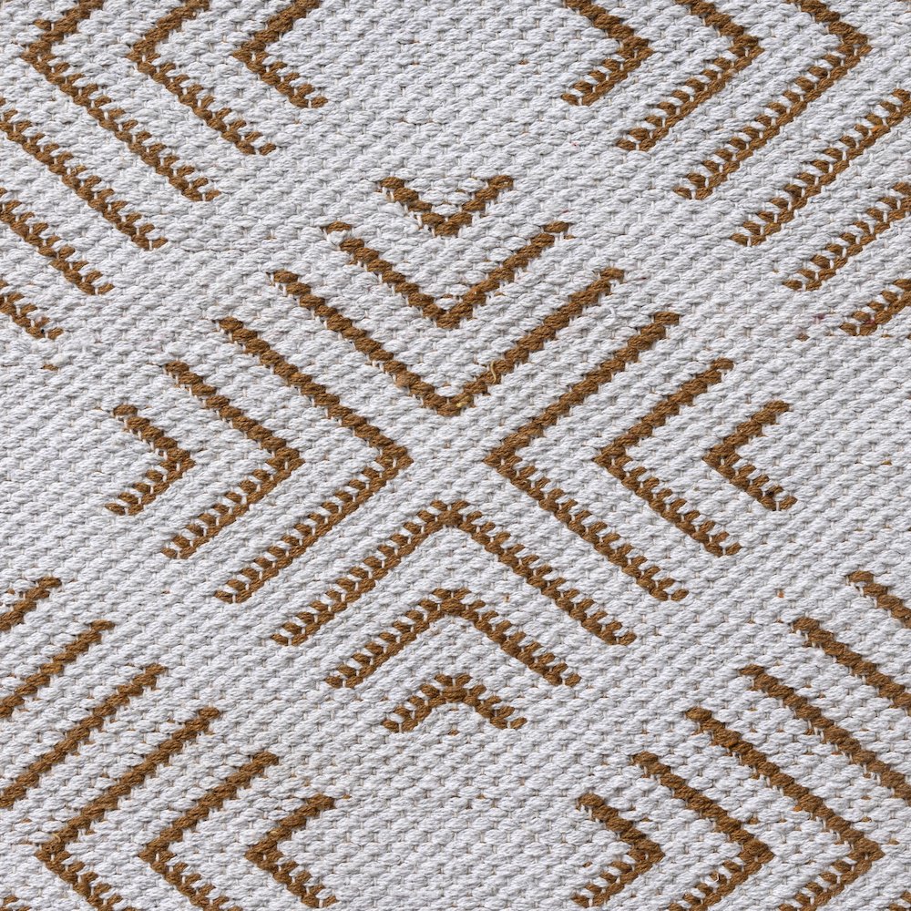 Pomona Cotton Blend Indoor Area Rug in Tan/White 7'9" x 9'9". Picture 6