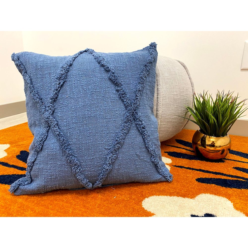 Reese Cotton Pillow Set of 4 in Blue, 18" x 18". Picture 2
