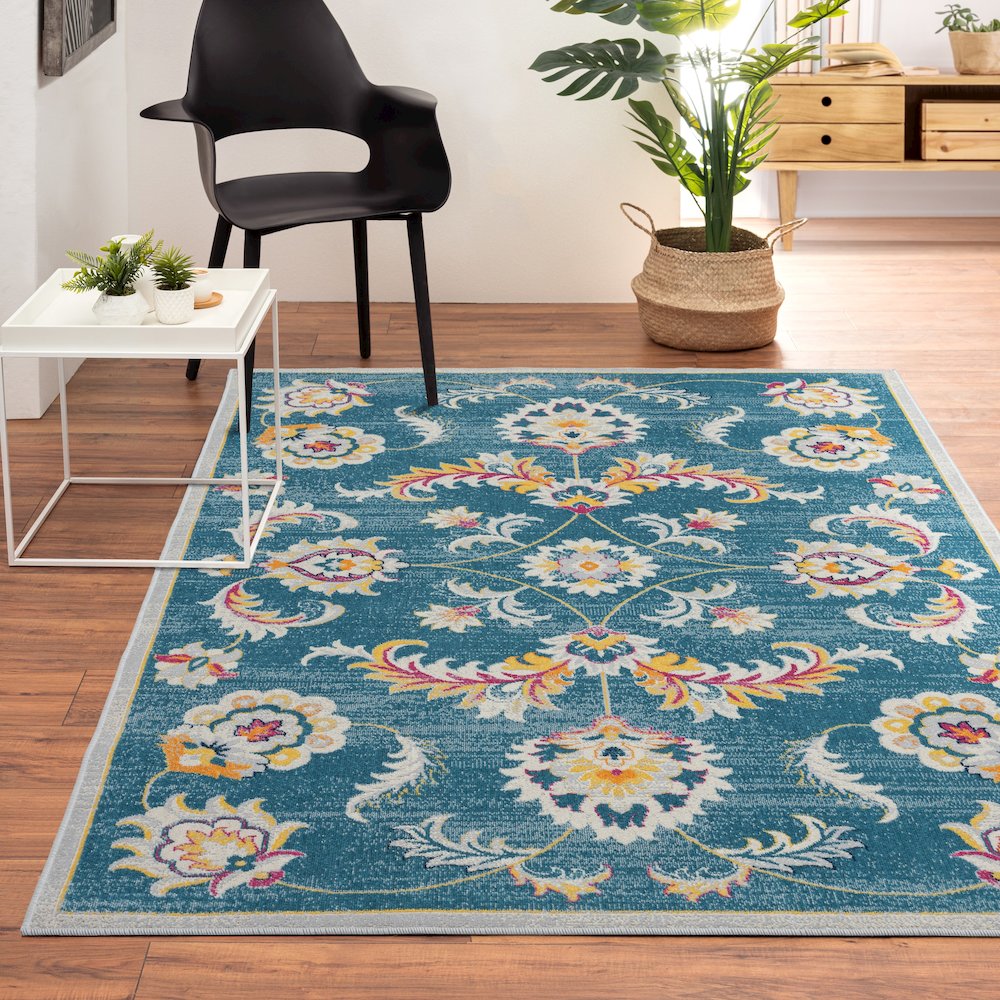 Durable Performance Area Rug Outdoor in Blue/Multicolored, 5'3" x 7'10". Picture 8