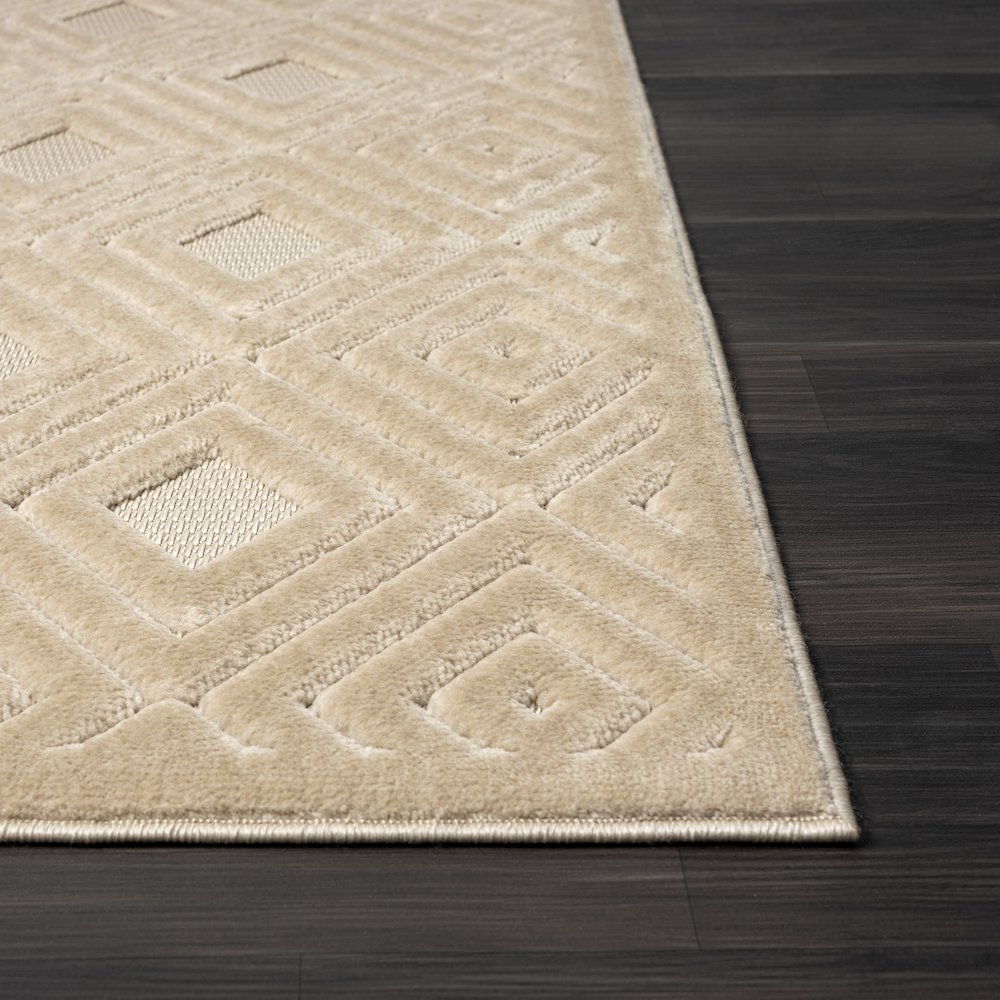 Atlas Durable Performance Area Rug Outdoor in Beige, 5' x 7'. Picture 5