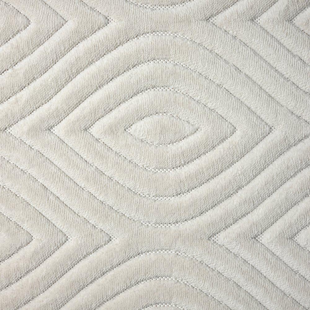 Atlas Durable Performance Area Rug Outdoor in Ivory, 5' x 7'. Picture 7