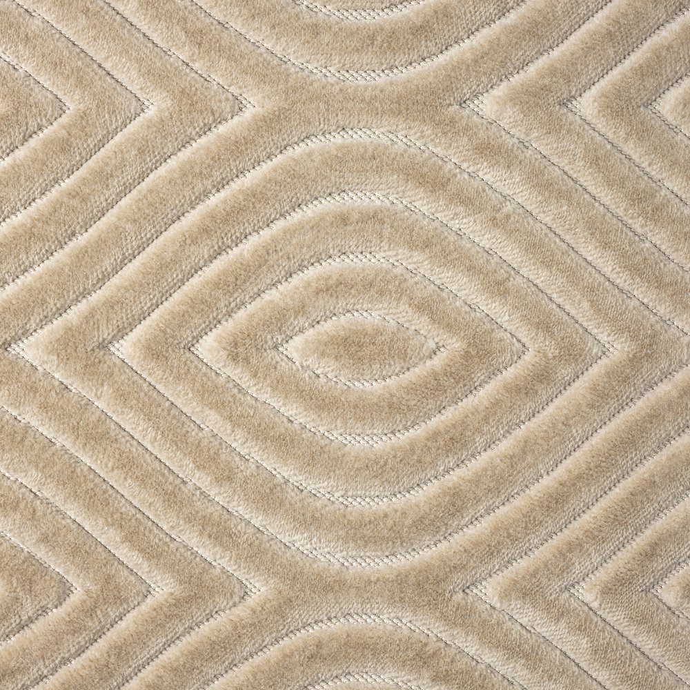 Atlas Durable Performance Area Rug Outdoor in Beige, 5' x 7'. Picture 7