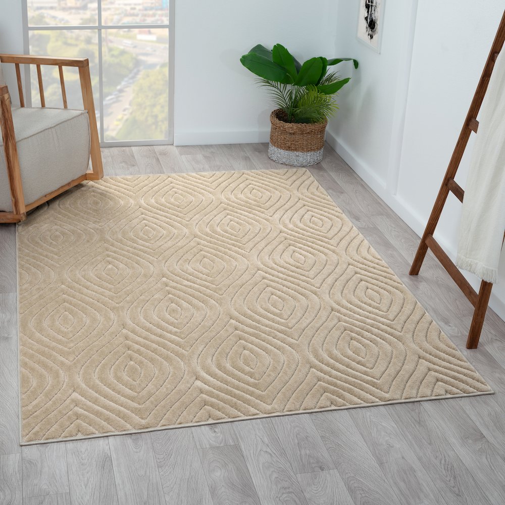 Atlas Durable Performance Area Rug Outdoor in Beige, 5' x 7'. Picture 8