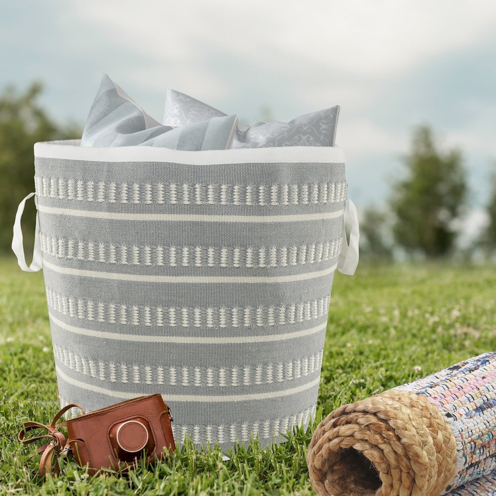Outdoor Basket Durable Performance Outdoor Basket in Blue/White, 21" x 21" x 21". Picture 2